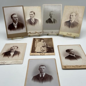 Lotto vintage di 7 carte Studio Cabinet, 6 gentiluomini, 1 ecclesiastico, 6,5" x 4,25" Chicago, Brookfield, Milwaukee