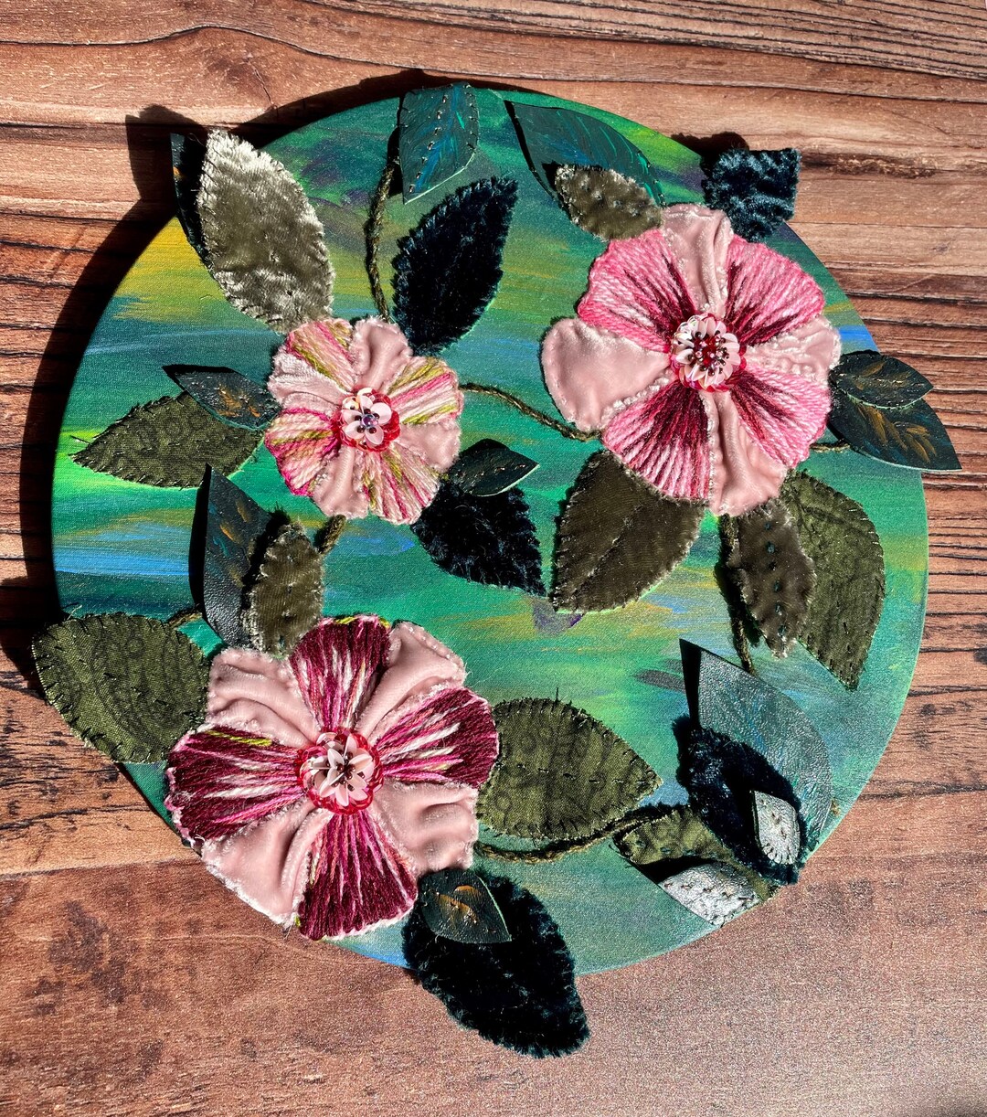 Original Hand Stitched, Oneoff Embroidery Hoop Art. Felt Embroidered Rose Flower, Roses Artwork