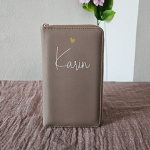 Schmuck Reiseetui mit Name und Herz aus Saffiano Kunstleder | Personalisierte Schmucktasche mit Samtfutter