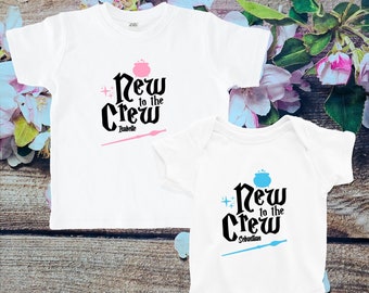 New to the Crew Babybody Kurzarm Langarm aus Bio Baumwolle mit Namen personalisiert | T-Shirt aus Bio Baumwolle | Geschenke zur Geburt