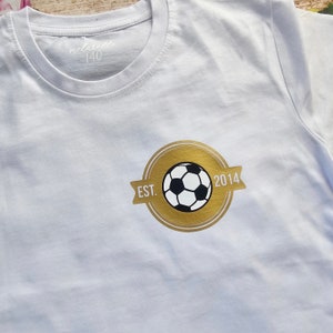 Geburtstagsshirt Fussball Junge Langarm Geburtstags T-Shirt personalisiert mit Zahl und Namen Geschenk 2 3 4 5 6 7 8 9 Jahre Bild 2