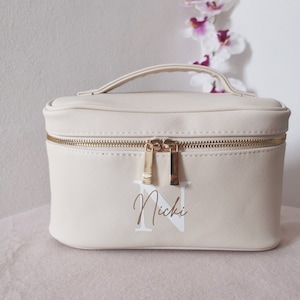 Personalisierte Kosmetiktasche mehrere Fächer | Make Up Aufbewahrung mit Initiale und Name | Saffiano |  Kunstleder | Kosmetiktasche groß