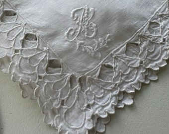 Antique Hand Embroidered Handkerchief. Antique Bridal Handkerchief. Antique White Cotton Lawn Handkerchief.