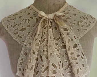1930s Collar And Cuffs. Vintage Cutwork Collar With Jabot And Matching Cuffs. Georgette And A Velvet Bow.