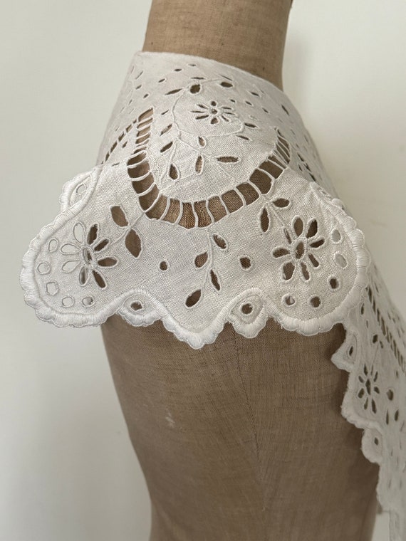 Stunning French Antique Cutwork Embroidery Collar… - image 2