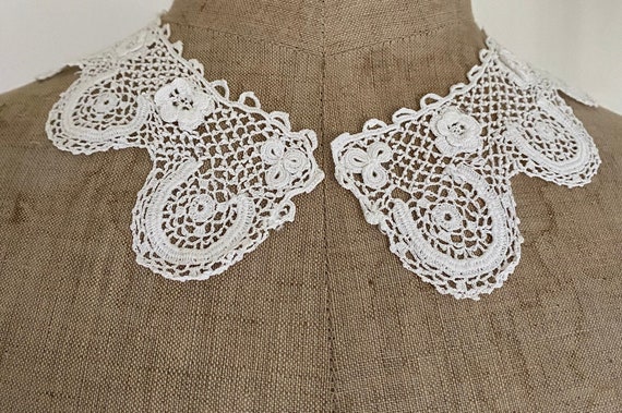 Pretty French Antique Irish Crochet Lace Collar .… - image 1