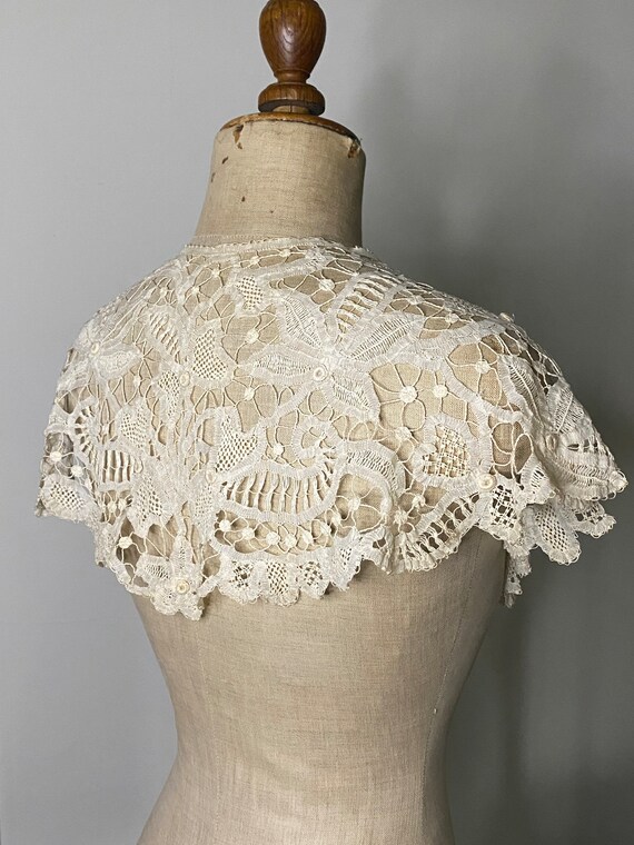 Antique Hand Made Lace Collar. Beautiful Antique … - image 5