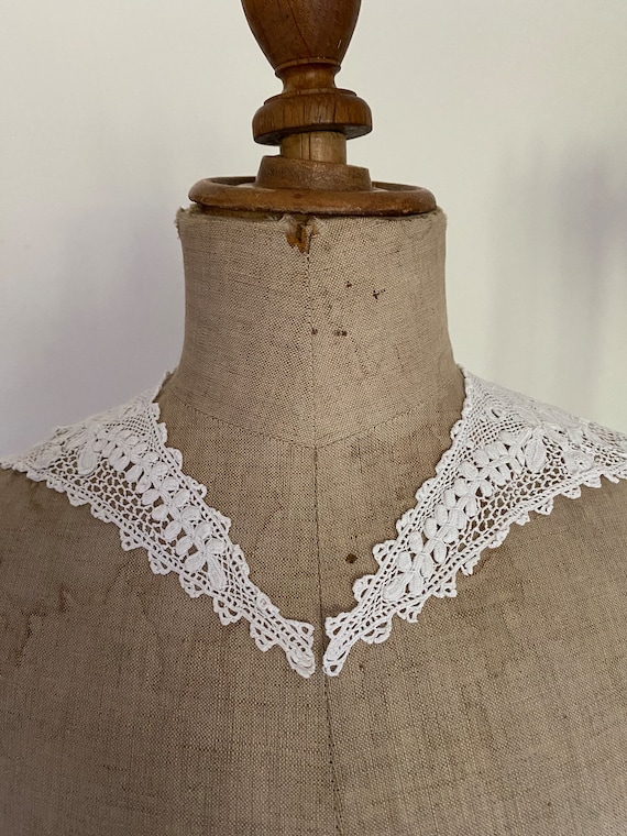 Antique Irish Crochet Lace Collar. Vintage Lace Colla… Gem
