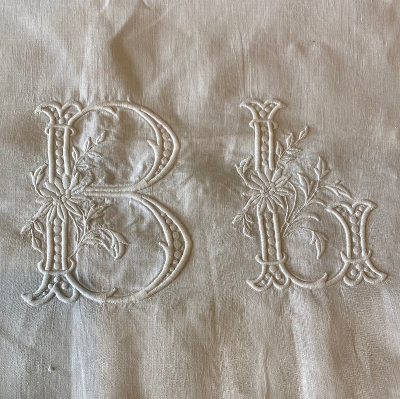 French Antique Linen Sheet and Matching Pillowcases With the Etsy