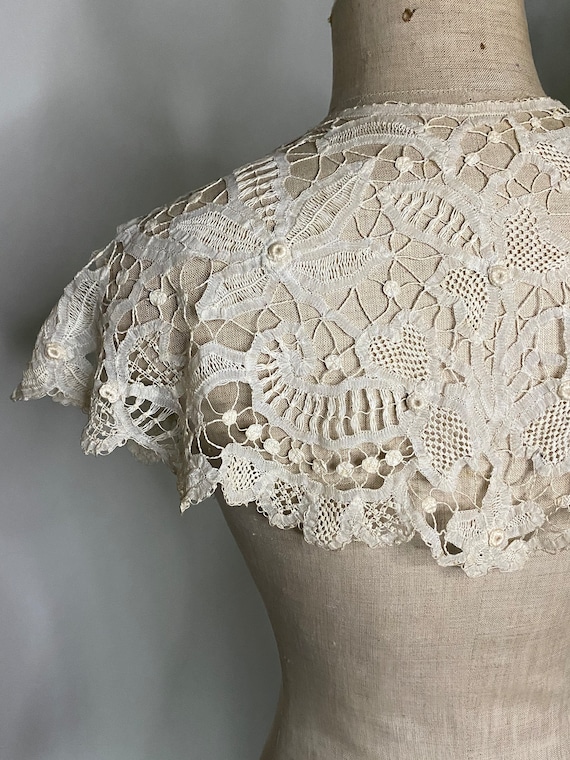 Antique Hand Made Lace Collar. Beautiful Antique … - image 4
