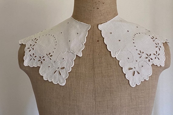 Vintage Cutwork Embroidered Collar. Hand Embroide… - image 1
