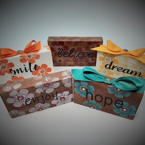 CUSTOM wooden sign - Medium Rectangle - Words of Inspiration/Appreciation/Encouragement for Windowsill/Shelf - Choose Word, Color, Details!