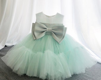 green dress for baby