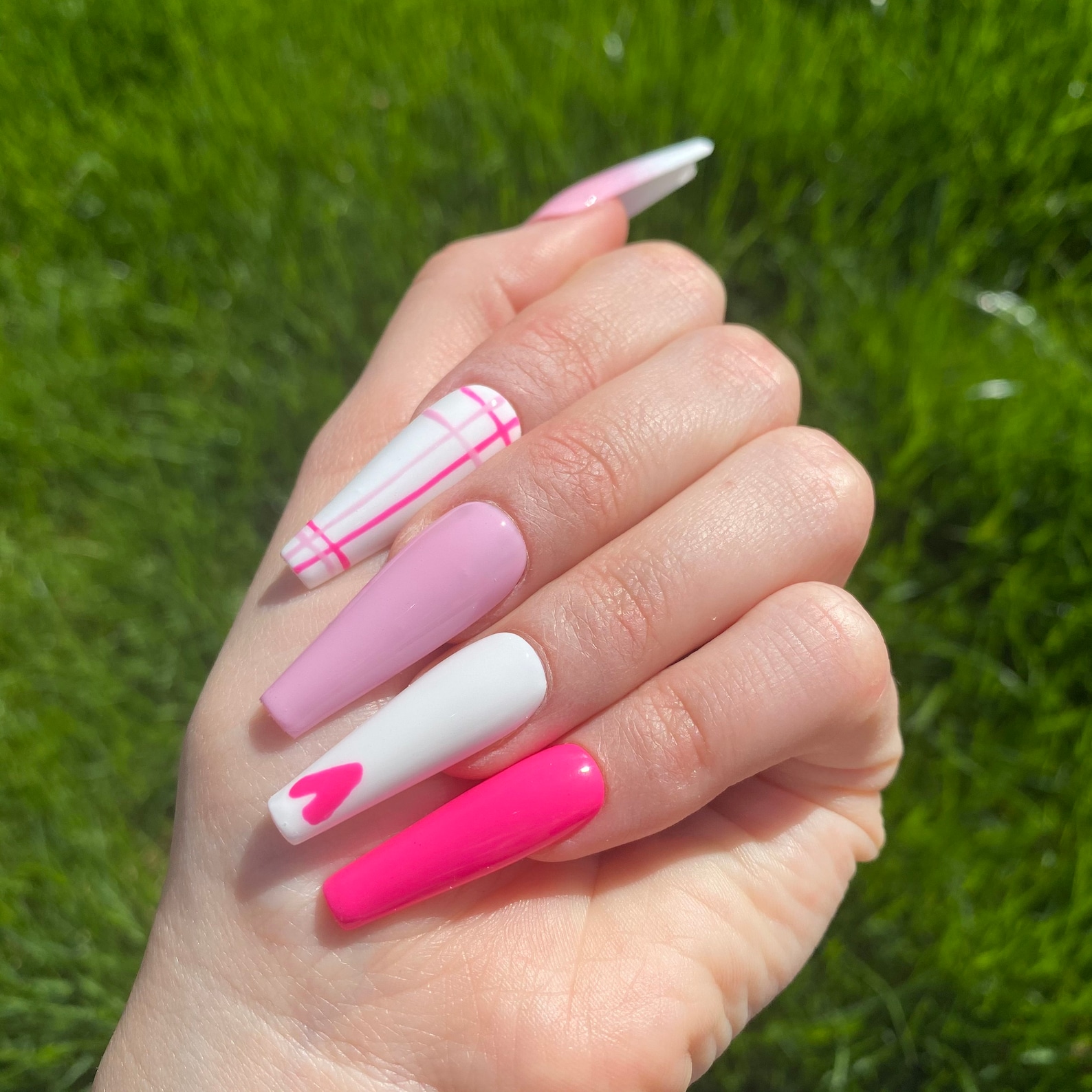 Pink plaid nails valentines nails glossy nails Press on | Etsy