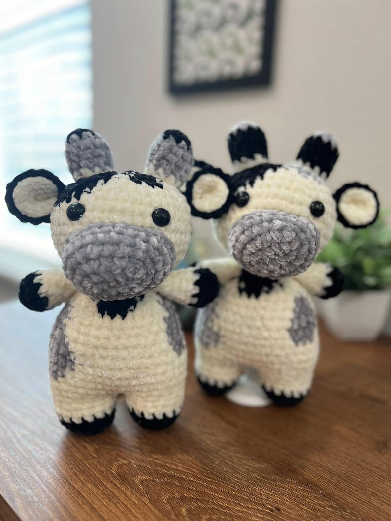 Henrietta, modèle de vache en peluche, modèle de peluche facile au crochet, tutoriel amigurumi pour débutants image 3