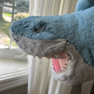 Disney Finding Nemo Bruce Talking Plush Shark, Disney Parks Authentic image 8