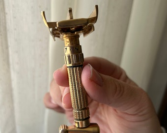 Gillette Adjustable toggle 両刃カミソリDate:F4 Vintage GILLETTE Toggle Adjustable Gold Plated Safety Razor F4