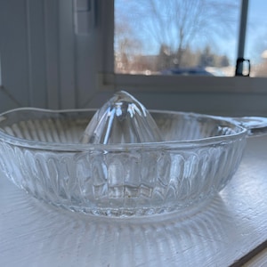 Vintage Glass Citrus Reamer Juicer
