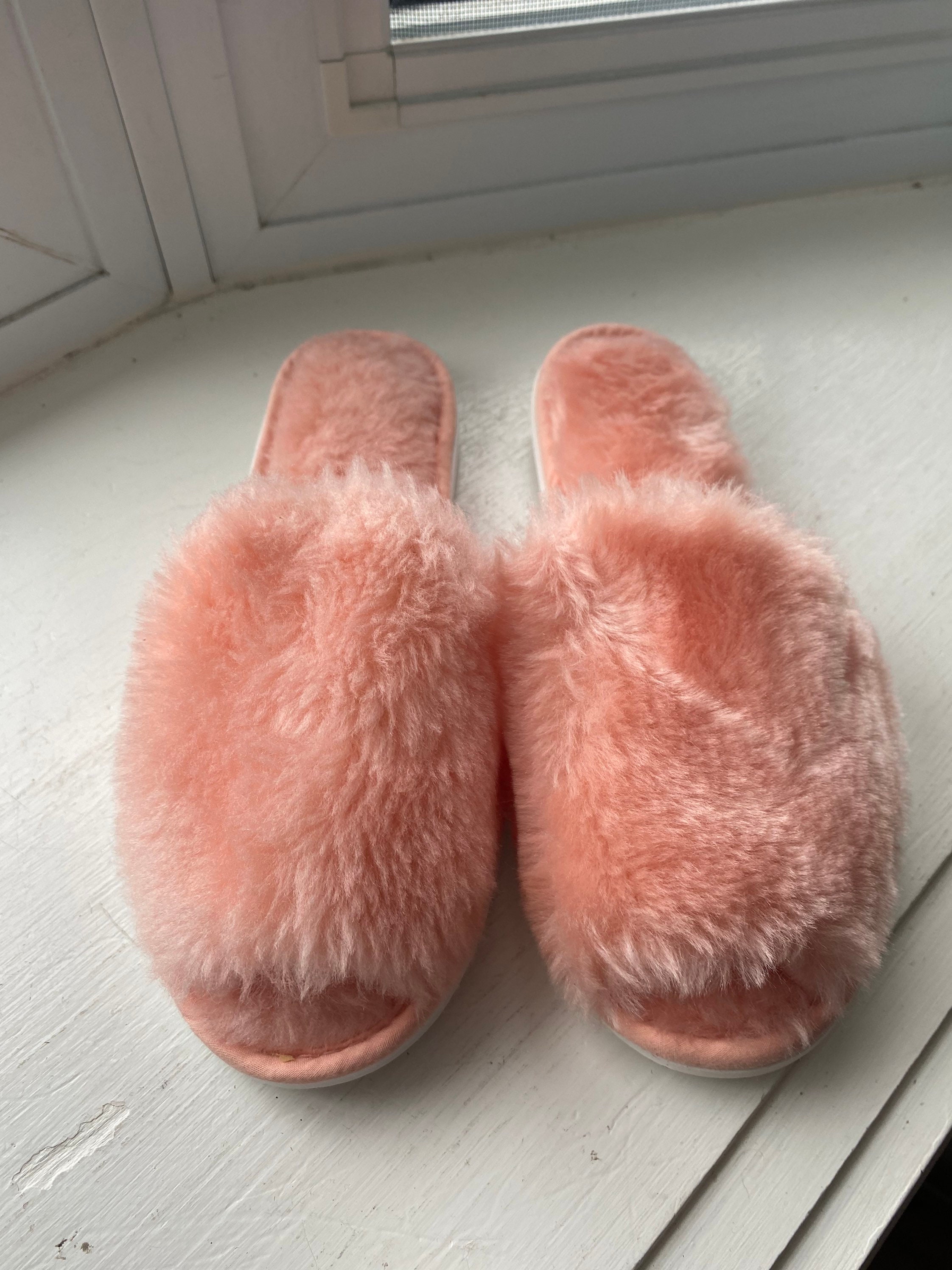 Light Pink Fur Slippers Real Fur Slippers Fluffy Slippers -  Israel