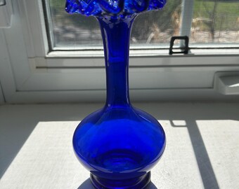 Vintage Cobalt Blue Ruffled Edge Vase - Etsy Vintage Cobalt Blue Ruffle Vase main image 0