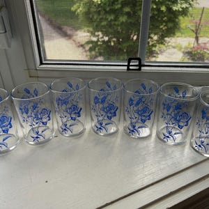Vintage Blue Rose Bouquet Juice Glasses, Set of 7, Excellent Condition