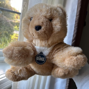 Vintage Gund Honey Bear, Collectors Classics, Fuzzy Teddy Bear, 1979, Made in Korea