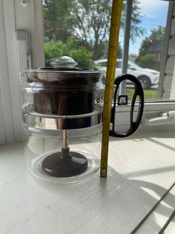 GEMCO Glass-Perk Glass Stovetop Percolator Coffee Pot 2-4 Cups Almond  Vintage for Sale in Bardonia, NY - OfferUp