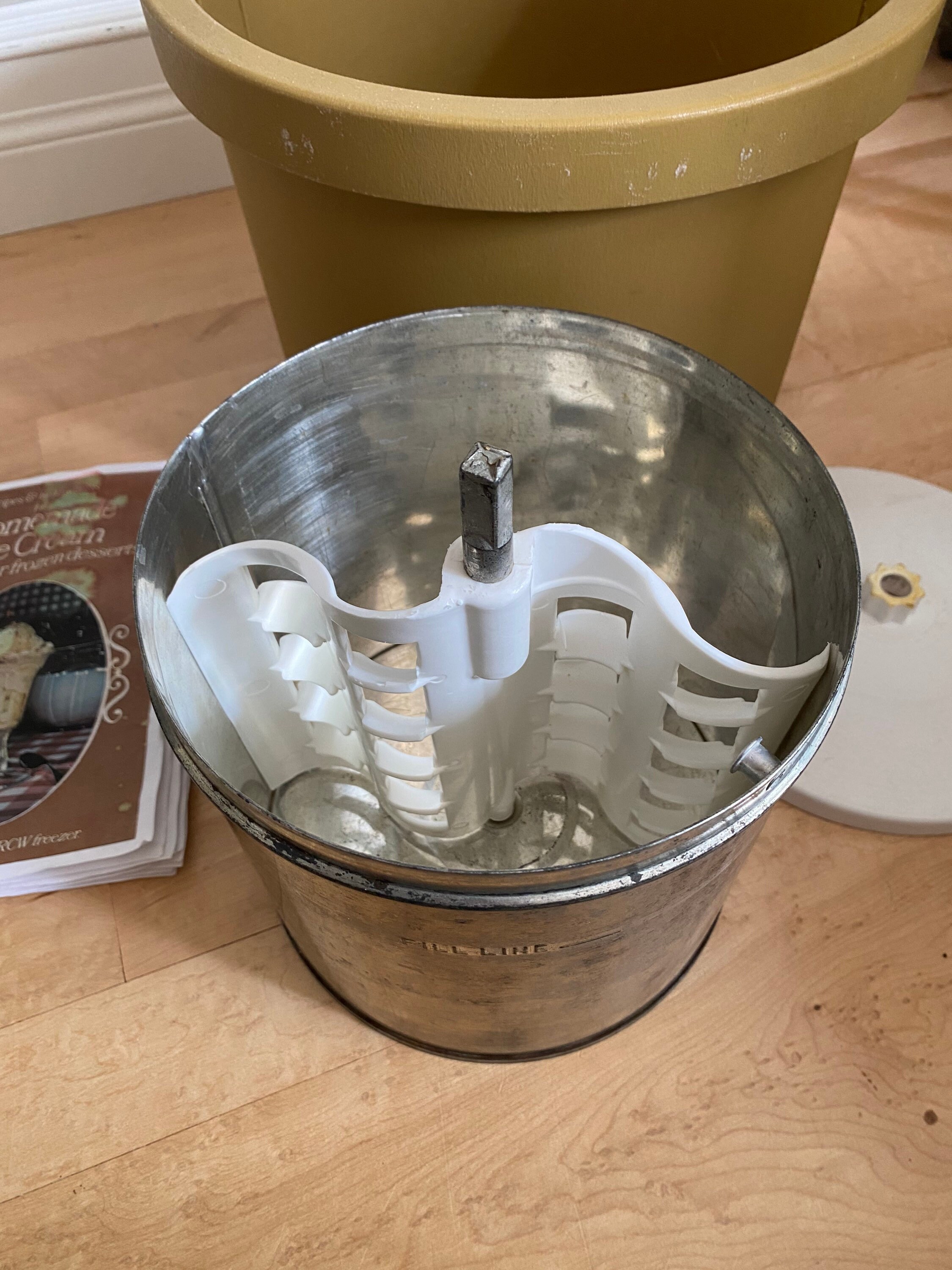 Vintage Electric Ice Cream Freezer RCW 5 Quart Ice Cream Etsy