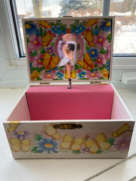 ballerina musical jewellery box Gem