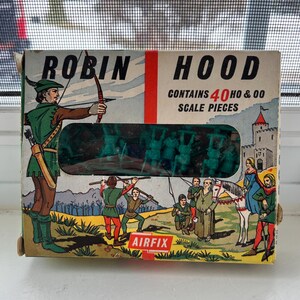 Vintage Airfix Robin Hood Figurines, Complete Set in Original Box