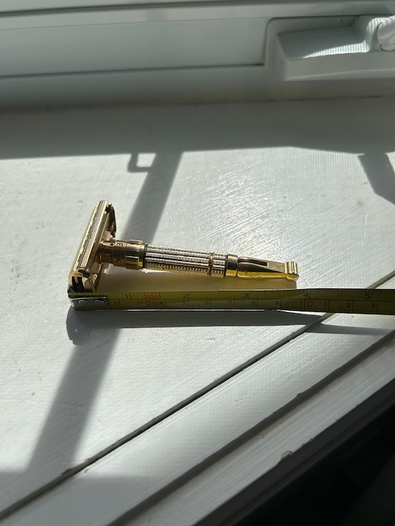Vintage GILLETTE Toggle Adjustable Gold Plated Safety Razor F4
