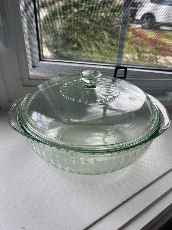 Vintage Martha Stewart Everyday Light Green Casserole Bakeware, MSE, 2  Quart, With Lid 