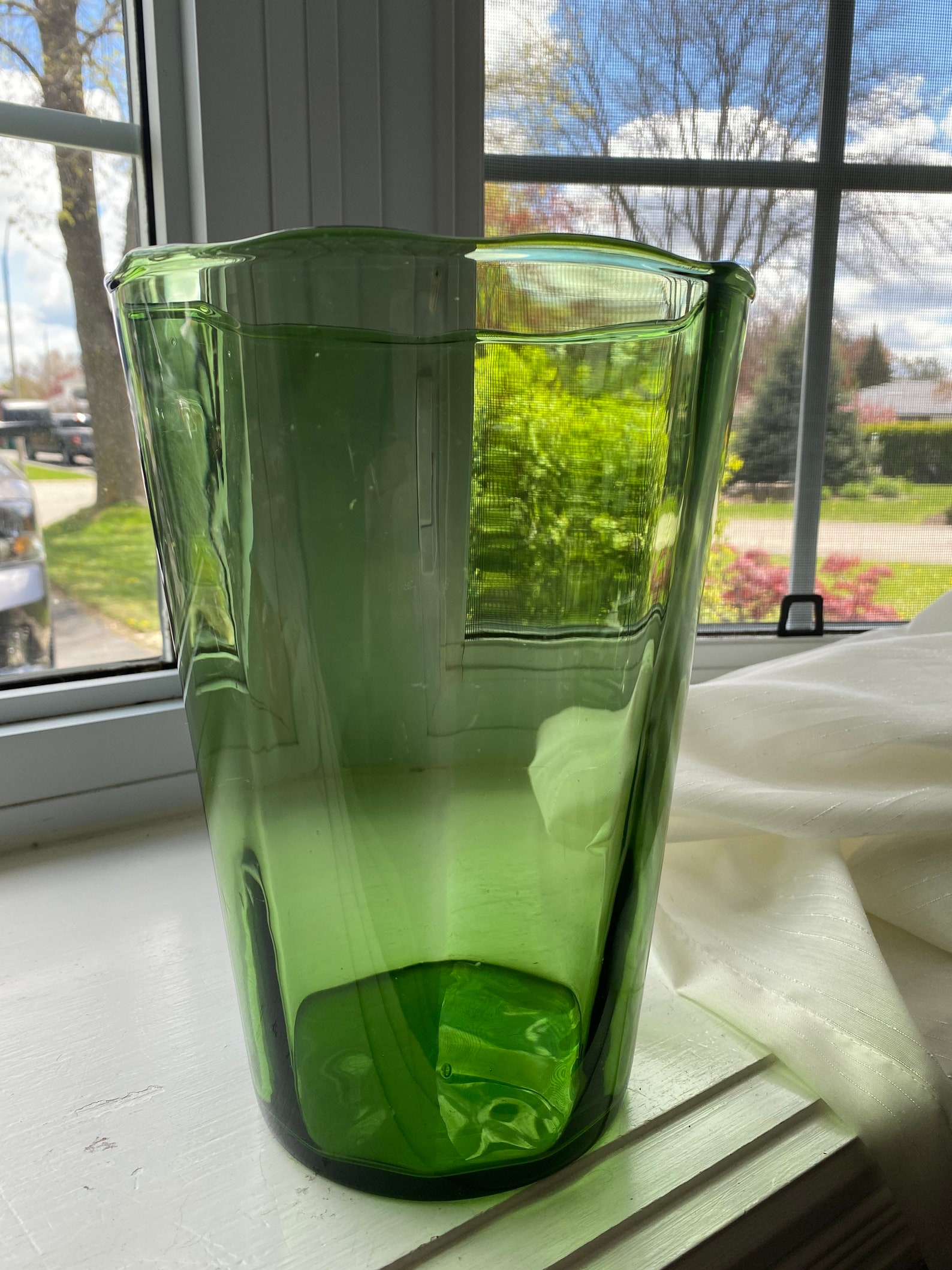 Vintage Large Avocado Green Glass Vase With Delicate Scalloped Etsy