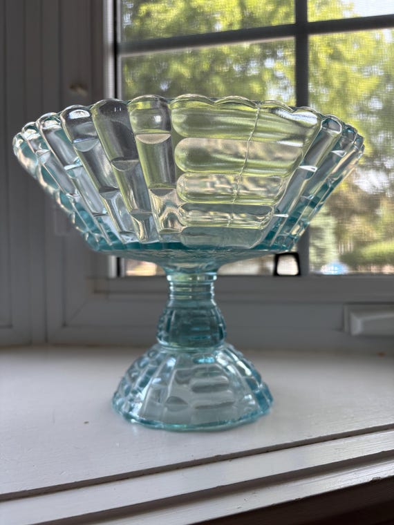 ANCIENNE COUPE EN verre vintage coupe à fruits ou petit saladier EUR 12