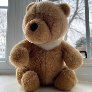 Vintage 1991 Gund Collectors Classic Teddy Bear, Plush Brown Bear