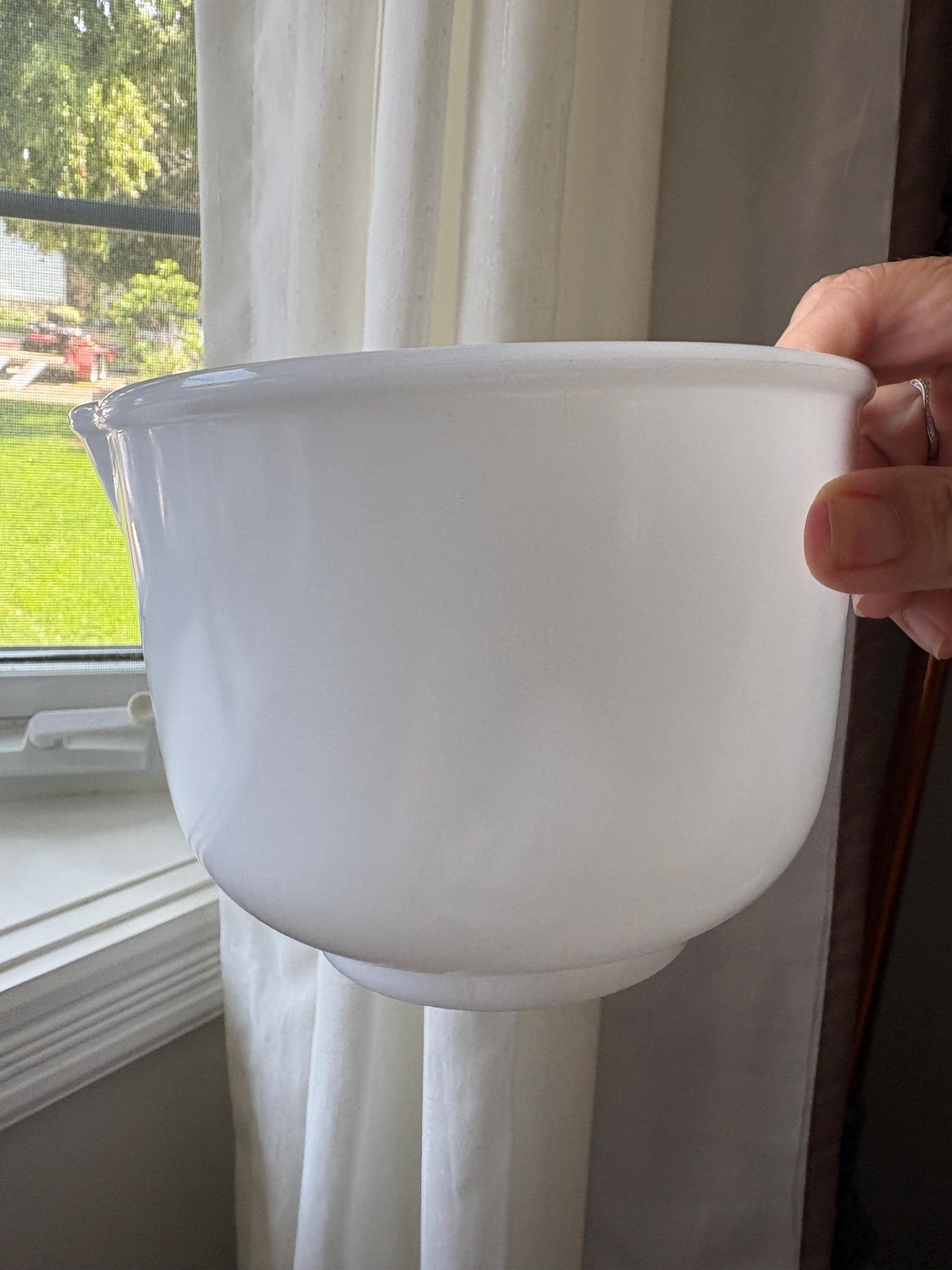 Glasbake Milk Glass Mixing Bowl, Small Sunbeam Replacement Mixing