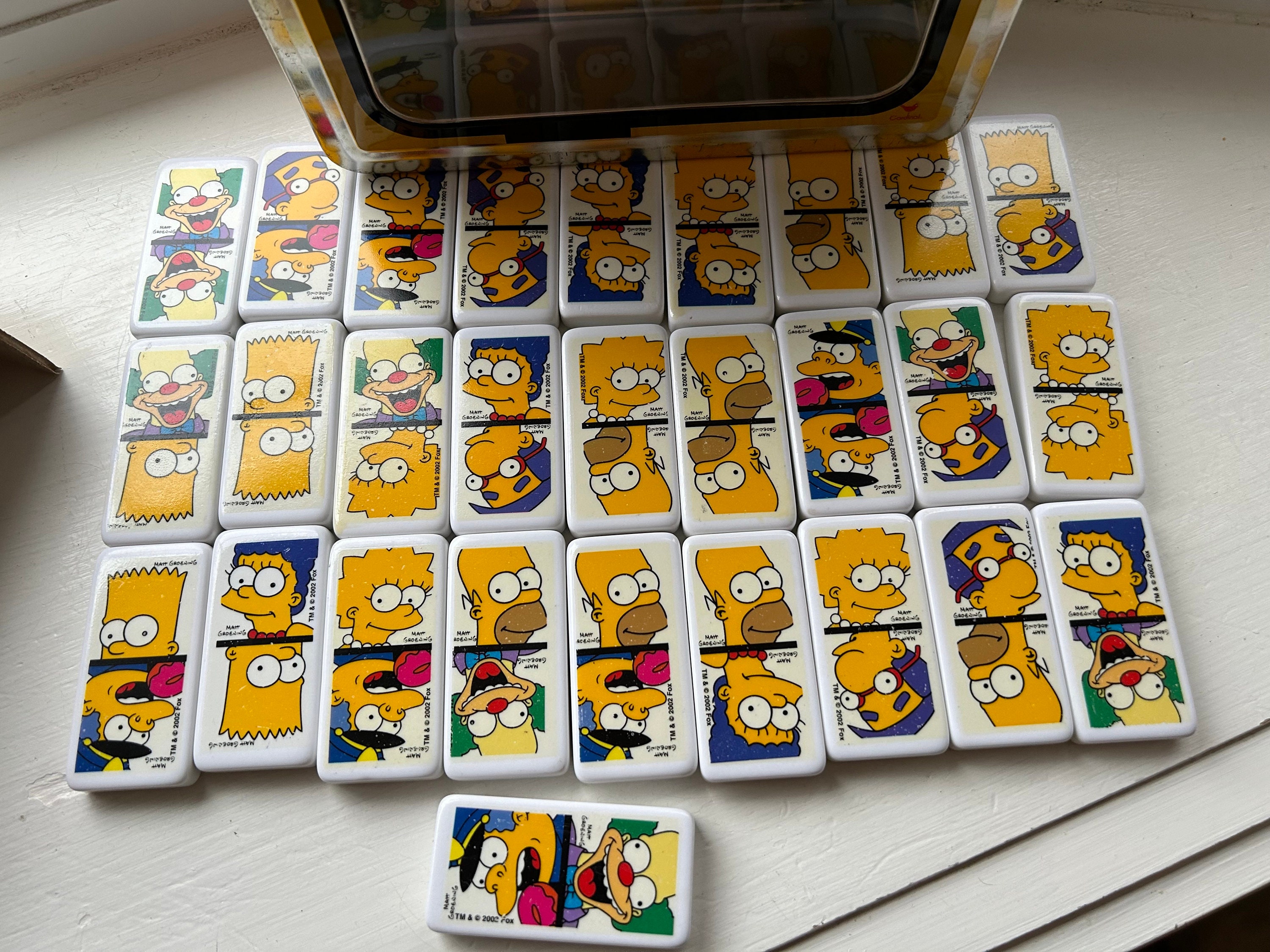 The Simpsons Dominoes Set in Lunchbox Style Tin, 28 Super