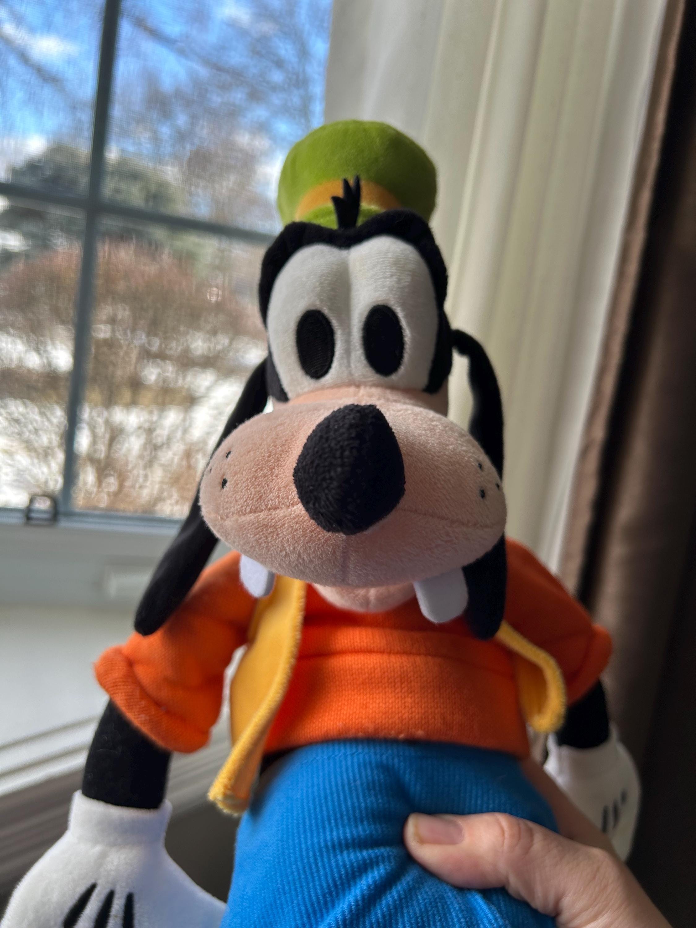 Vintage Goofy Plush UK