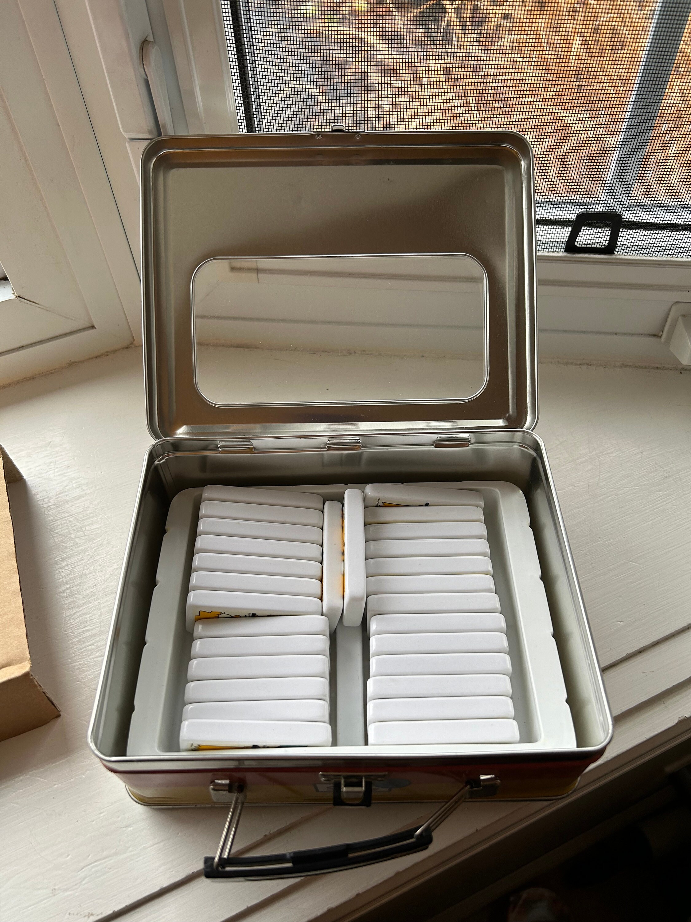 The Simpsons Dominoes Set in Lunchbox Style Tin, 28 Super Sized