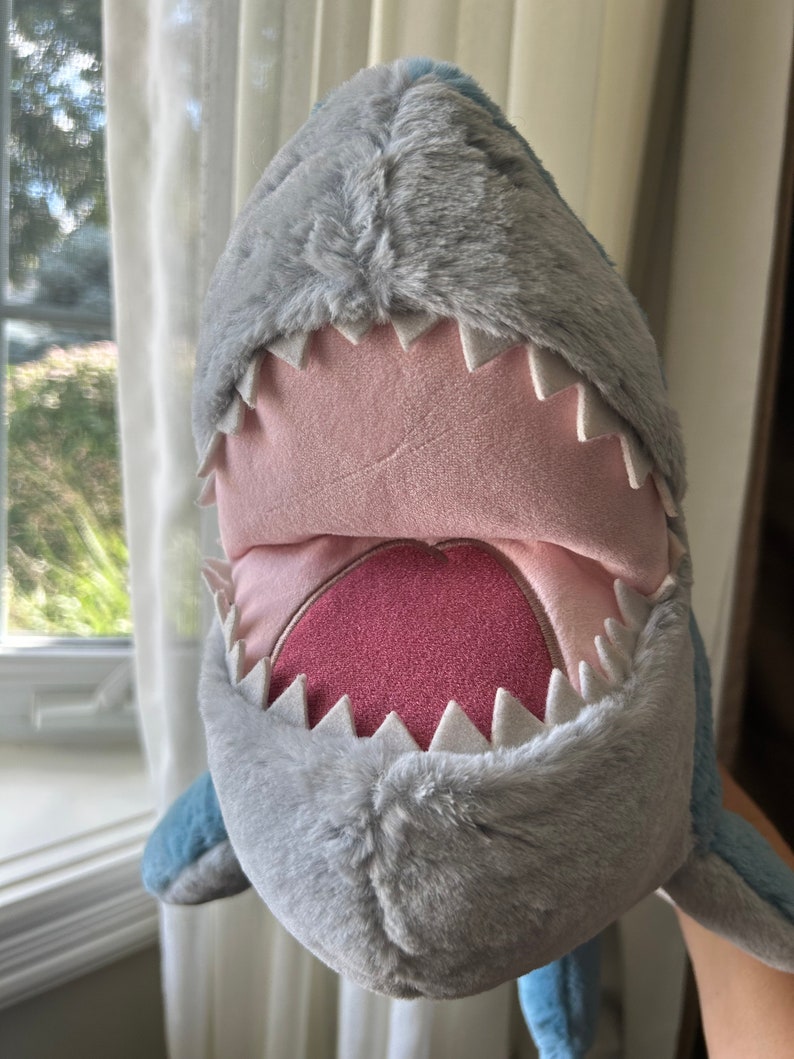 Disney Finding Nemo Bruce Talking Plush Shark, Disney Parks Authentic image 5