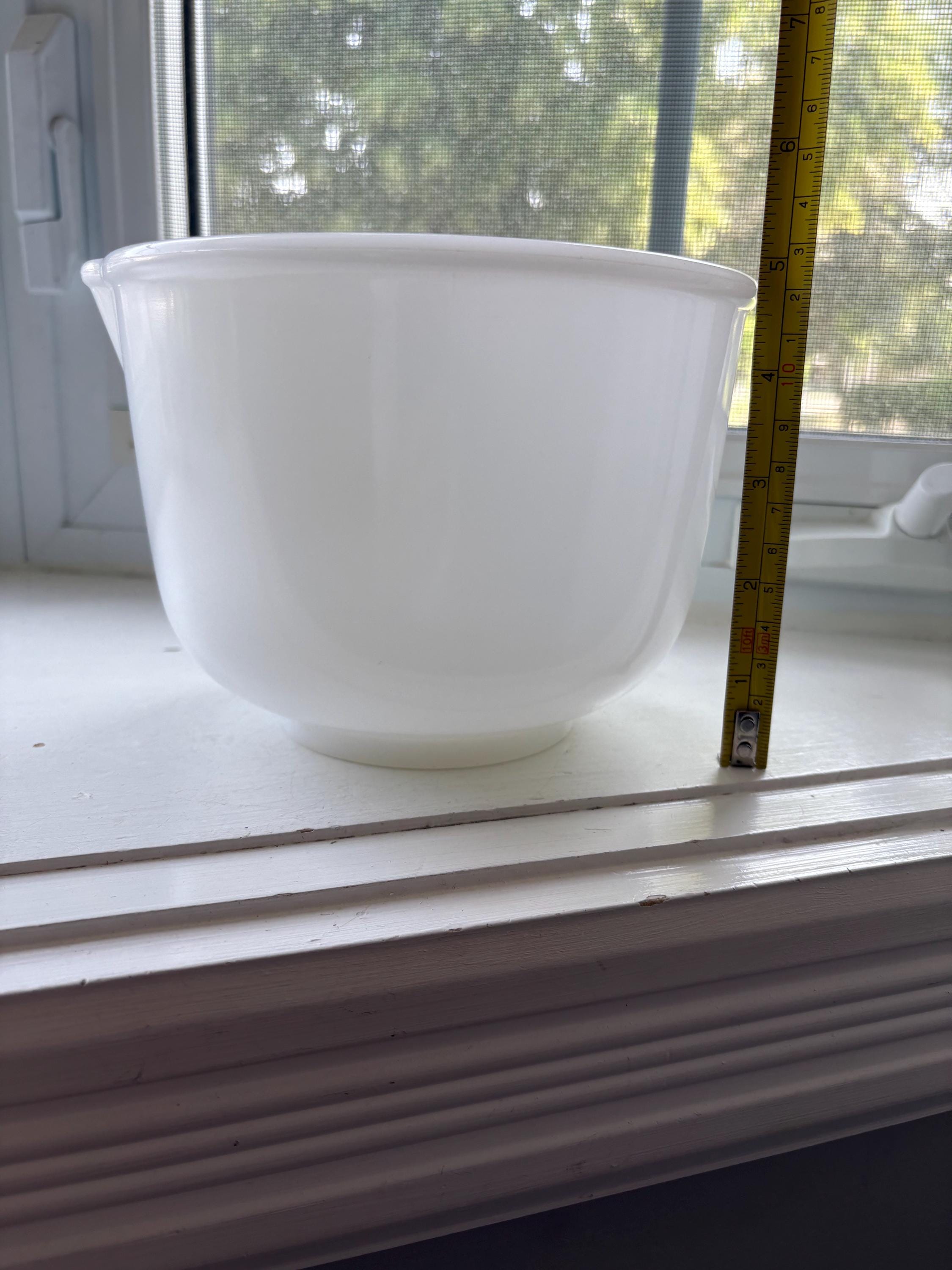 Glasbake Milk Glass Mixing Bowl, Small Sunbeam Replacement Mixing
