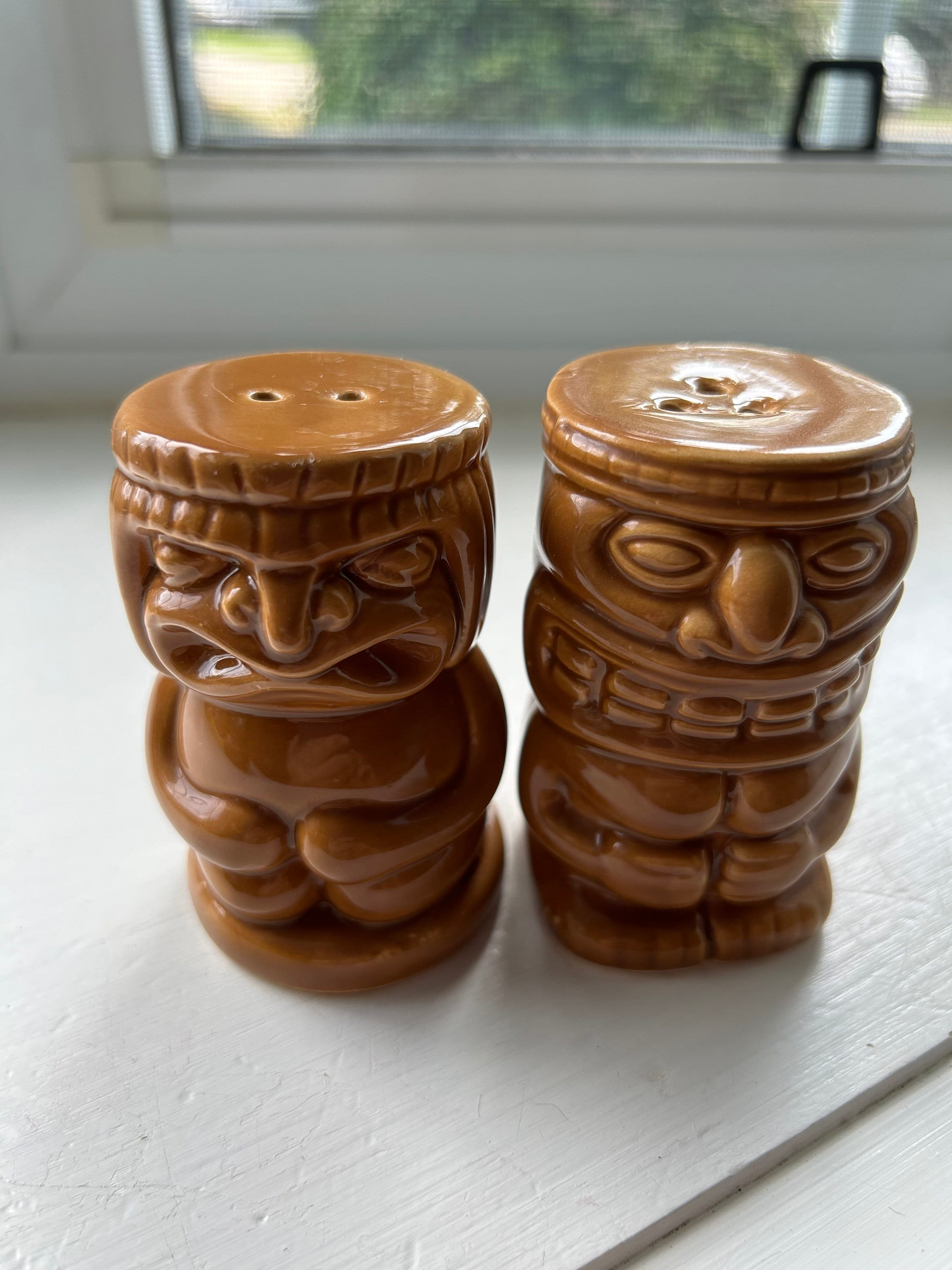 Vintage Tiki Salt and Pepper Shakers, Hawaiian Souvenir - Etsy Canada