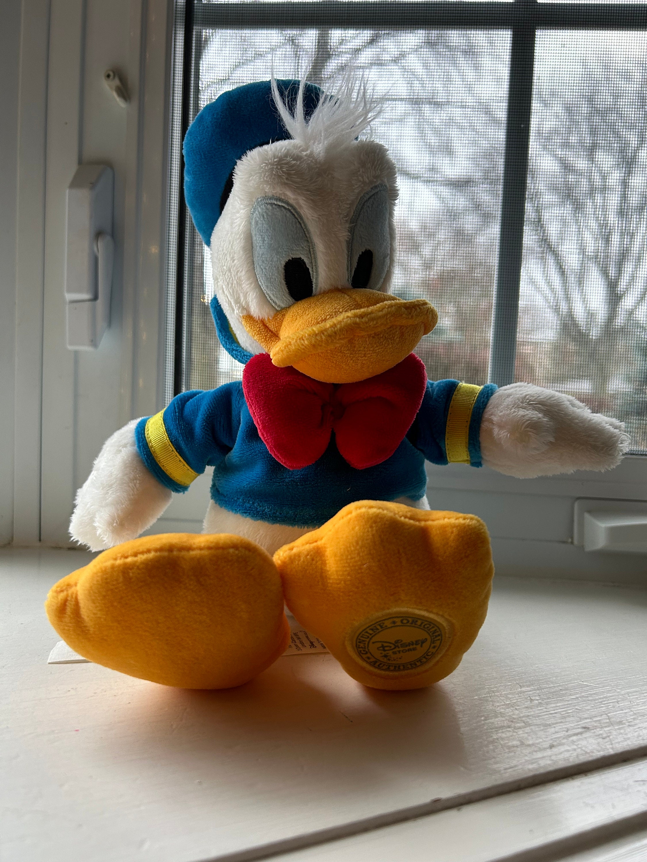 Donald Duck Disney Store Exclusive Authentic Original Plush