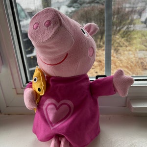 Peppa Pig Bedtime Lullabies Stuffed Plush Toy, Works