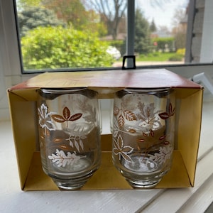 Vintage St Clair Juice Glasses With Fall Leaves Pattern, In Original Box, Set of 4, Made In Canada