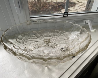 Vintage Clear Indiana Depression Carnival Glass Footed Oval Fruit Bowl
