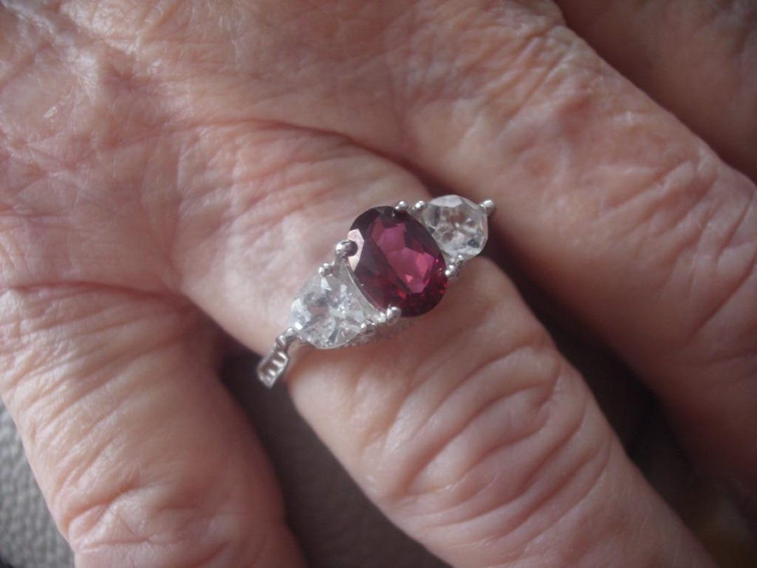 Floral Gallery RJ Sterling Silver 925 Ring Holding a Purple Red ...