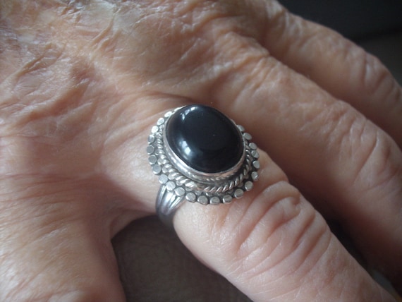 Superb BLACK ONYX In A Layered Gallery Sterling S… - image 1