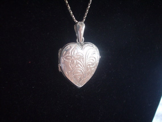 Amazing Flowered Heart Sterling Silver Locket and… - image 1