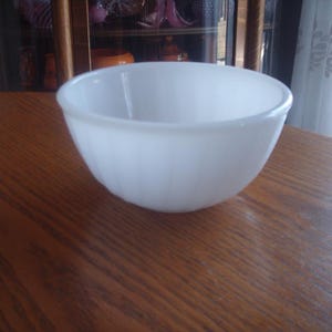 Fire King Oven Ware 6&quot; Milk Glass SWIRL Mixing Bowl